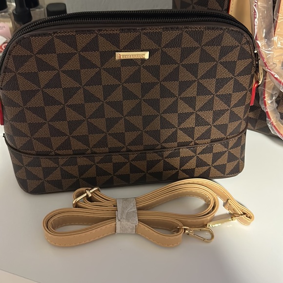 Purse - Picture 3 of 3